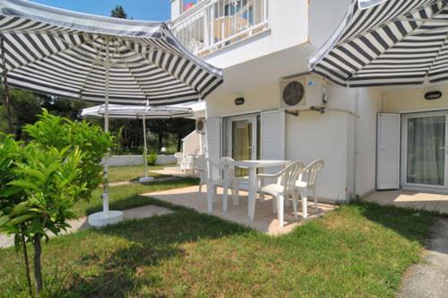 Villa Iris Prínos المظهر الخارجي الصورة